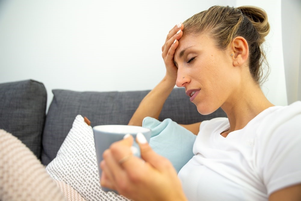 Triệu chứng ban đầu của xơ gan có thể là mệt mỏi, chán ăn, buồn nôn