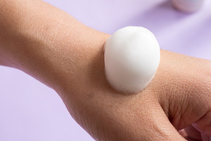 sữa rửa mặt không chứa xà phòng