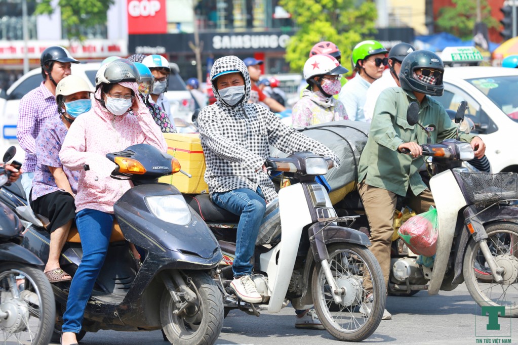 Những người bị nám do ánh nắng mặt trời hầu hết là những người thường xuyên tiếp xúc với ánh nắng mặt trời