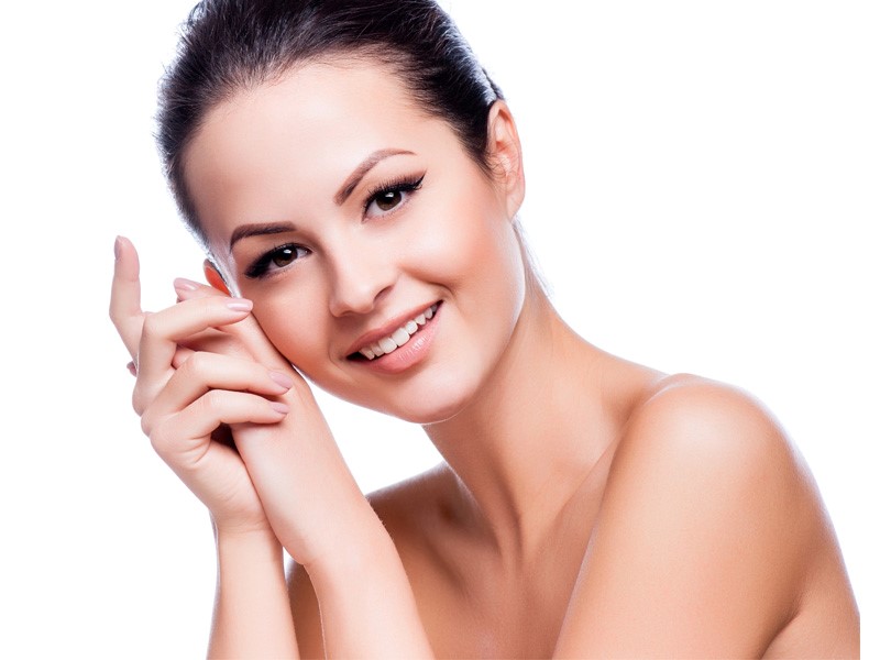 Da nhờn có cần dưỡng ẩm không?