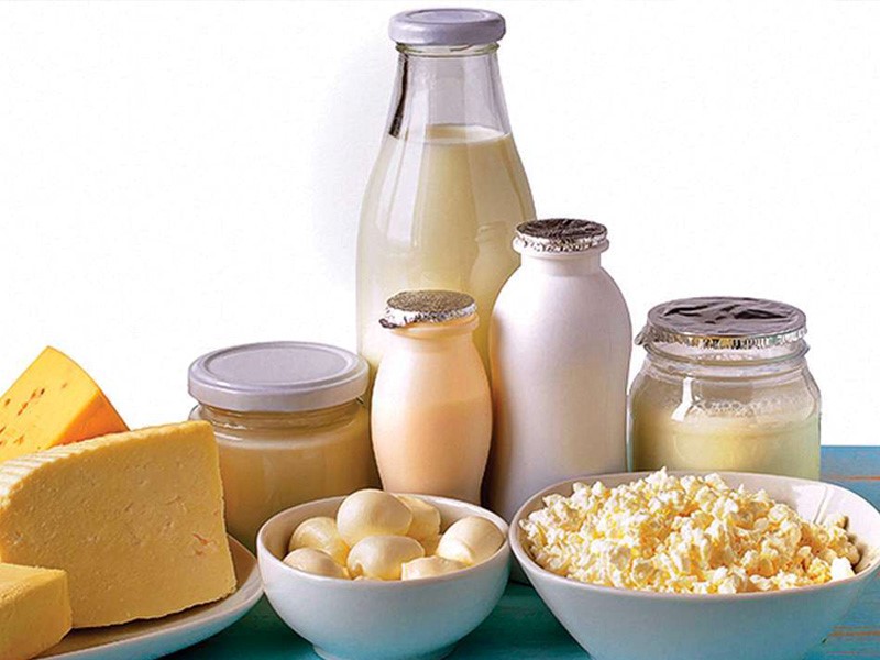 Dùng nhiều sữa và các sản phẩm từ sữa làm tăng nguy cơ bị mụn trứng cá