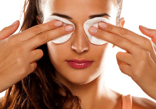 sữa rửa mặt kiêm tẩy trang 