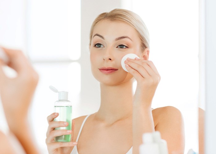 nước hoa hồng tốt