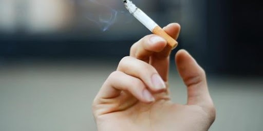 Thuốc lá gây ảnh hưởng đến cơ chế bảo vệ niêm mạc dạ dày,  thúc đẩy các yếu tố gây loét phát triển