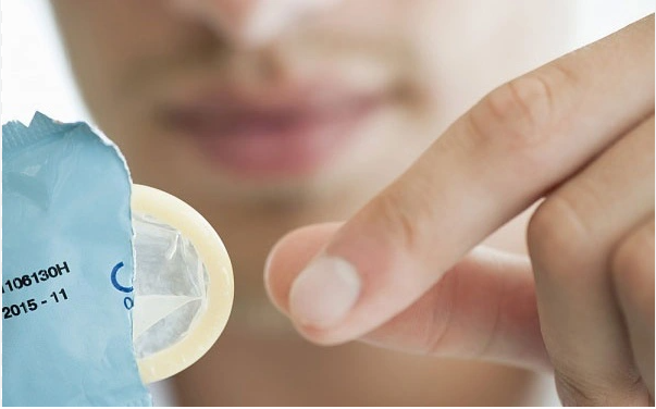 Chất bôi trơn trong bao cao su có tác dụng giảm ma sát