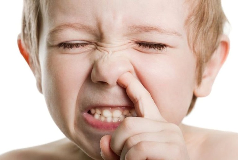 chảy nước mũi có máu