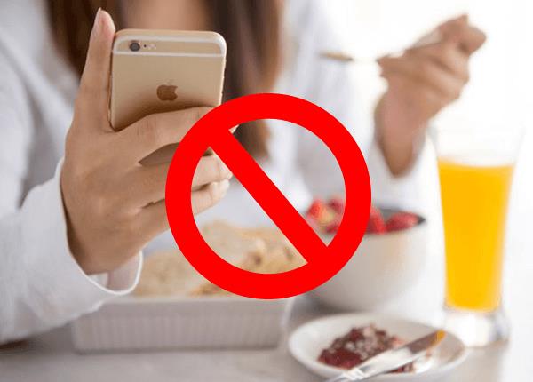 Chế độ ăn uống không khoa học là nguyên nhân gây rối loạn tiêu hóa kéo dài