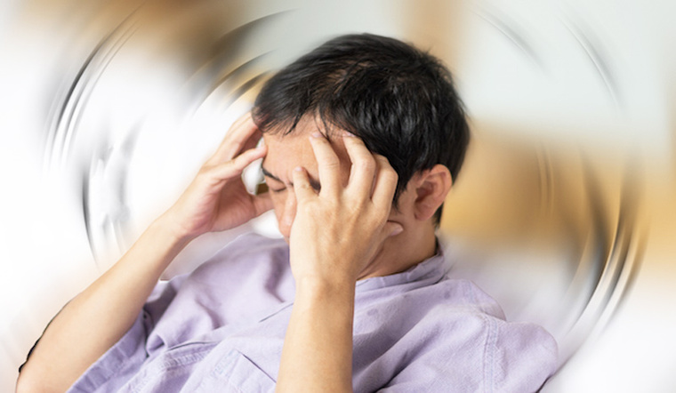 Chóng mặt là cảm giác mất phương hướng, xung quanh như quay tròn