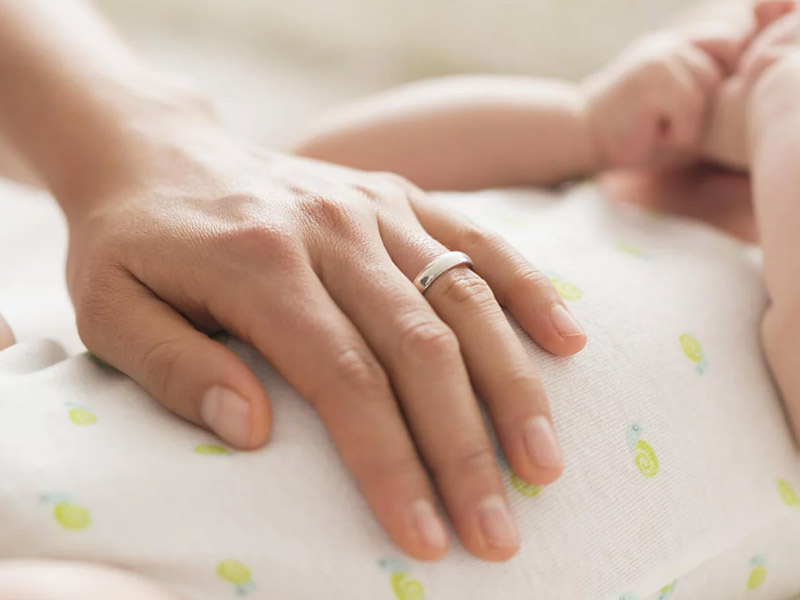 đau bụng dữ dội