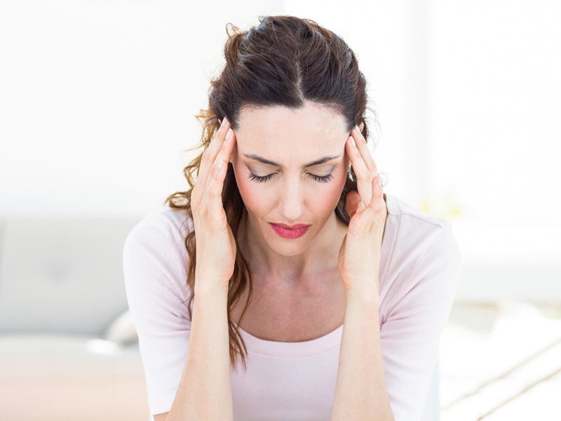đau đầu căng thẳng