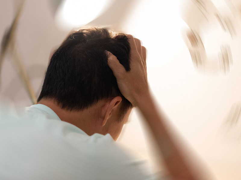 đau đầu tiền đình