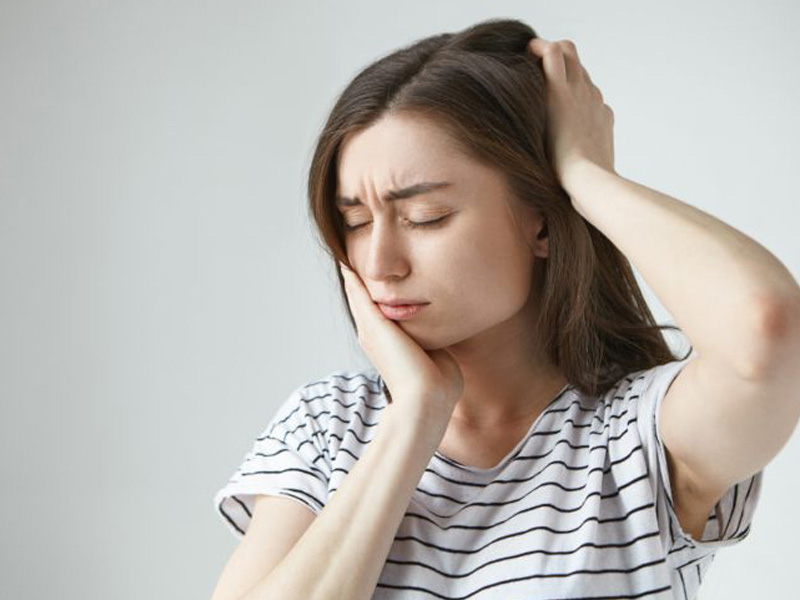 Đau nhức răng hàm trong cùng