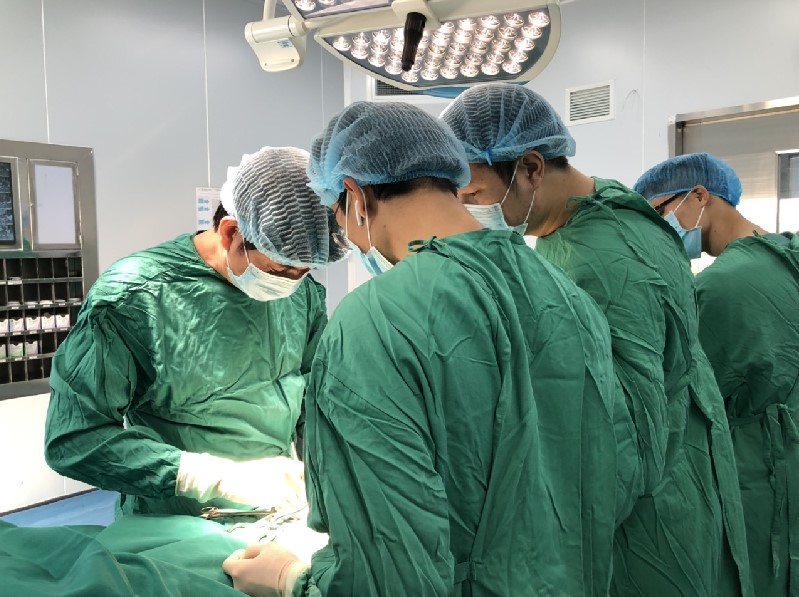 Đau rễ thần kinh cột sống