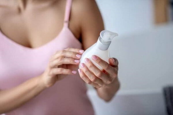 dung dịch vệ sinh phụ nữ loại nào tốt