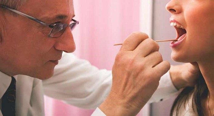 viêm họng khi mang thai 3 tháng đầu