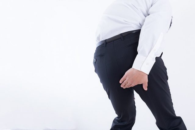 Ngứa vùng hậu môn là triệu chứng thường gặp của bệnh trĩ