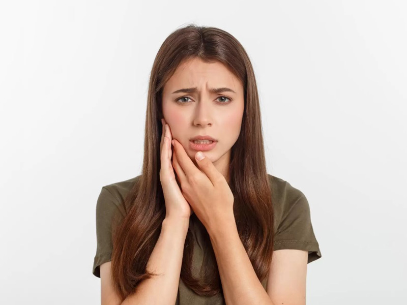 nhiệt lưỡi đau rát