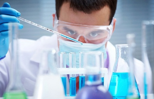 Nhiều loại hóa chất có khả năng gây bỏng nặng