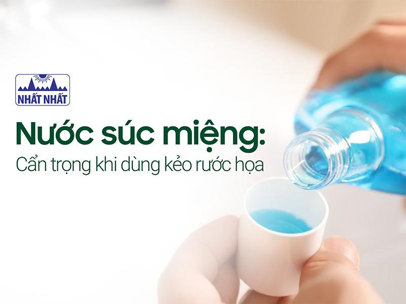 nước súc miệng sát khuẩn
