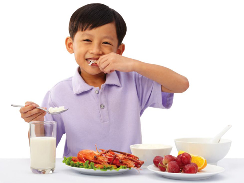 trẻ bị rối loạn tiêu hóa