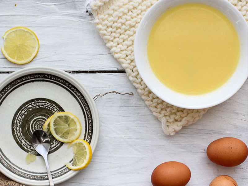 mặt nạ chanh và lòng trắng trứng cải thiện sắc tố da