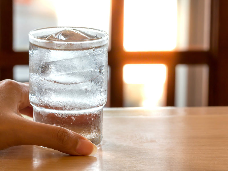 sau sinh kiêng ăn gì