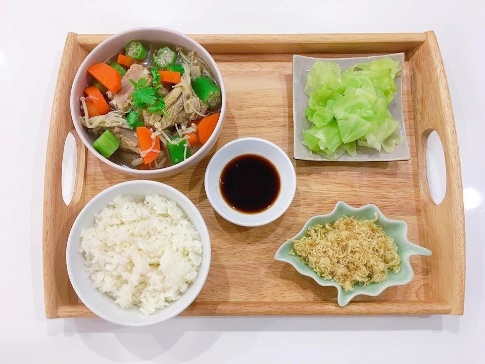 sau sinh nên ăn gì