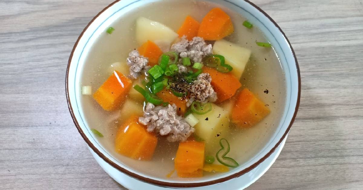 Súp thịt cà rốt khoai tây phù hợp với người bị cảm lạnh