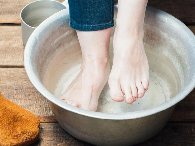 Chân tay lạnh là biểu hiện bệnh gì