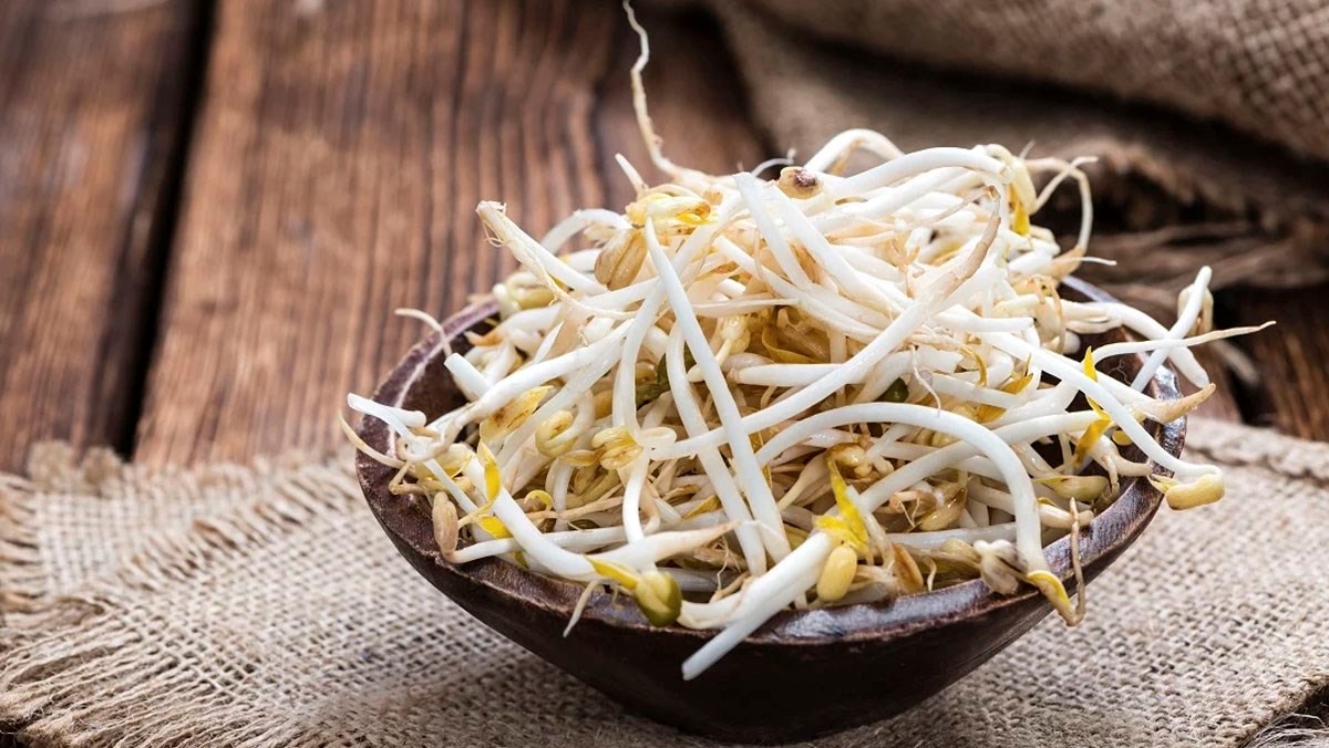 trẻ bị khản tiếng phải làm sao