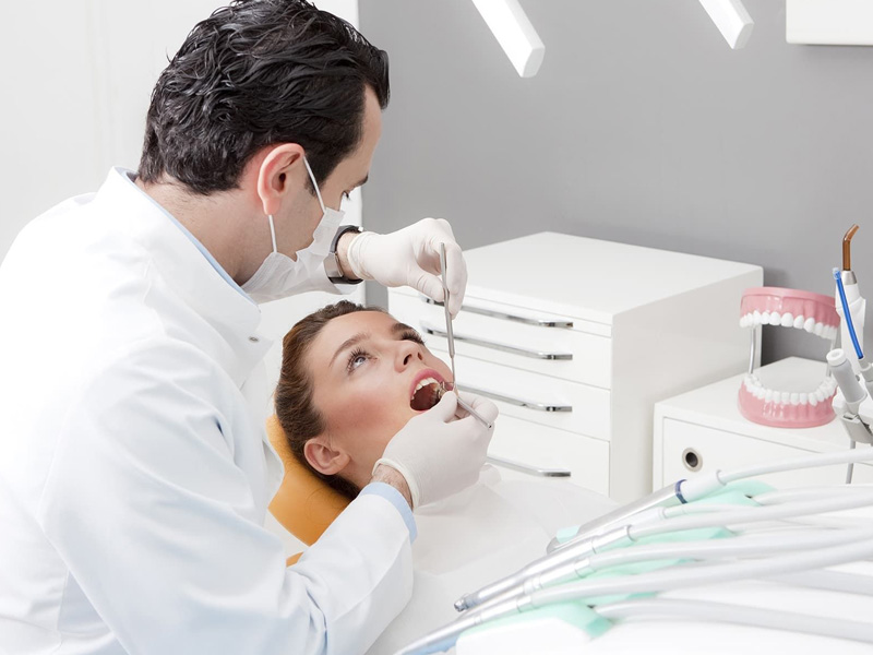 bị viêm chân răng