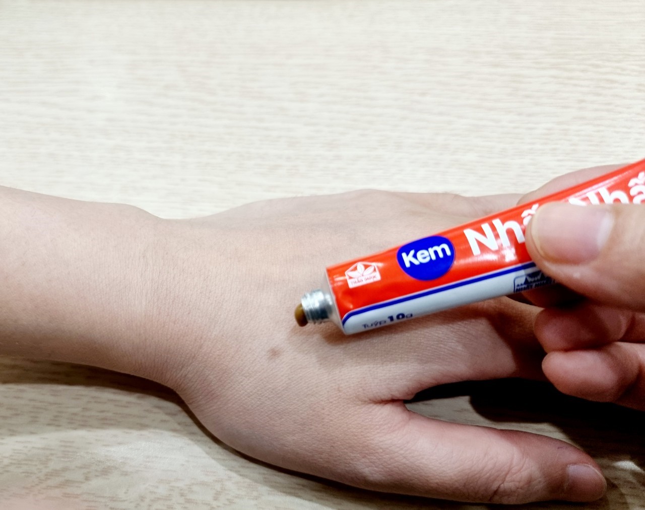 cách giảm ngứa khi bị viêm da cơ địa