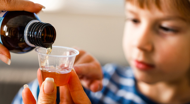 Viêm họng gây ho có thể uống thuốc long đờm