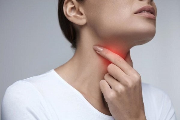 viêm họng uống thuốc kháng sinh gì