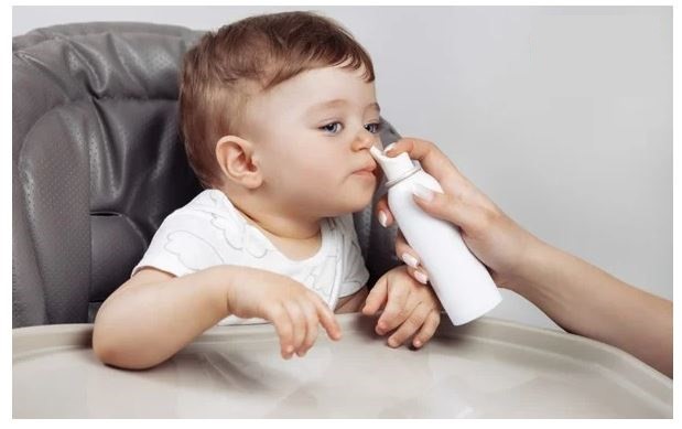 Xịt mũi và rửa mũi là biện pháp thông dụng nhất để giảm ngạt mũi