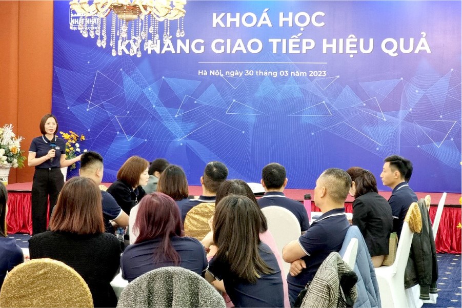 Nhất Nhất đào tạo “Kỹ năng giao tiếp hiệu quả” 