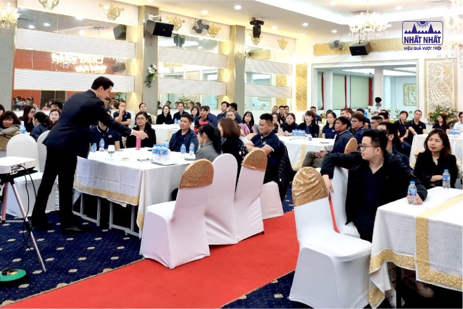Nhất Nhất đào tạo “Kỹ năng giao tiếp hiệu quả” 