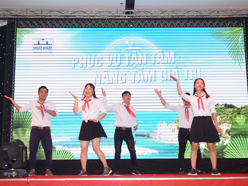 Team building Nhất Nhất 2019