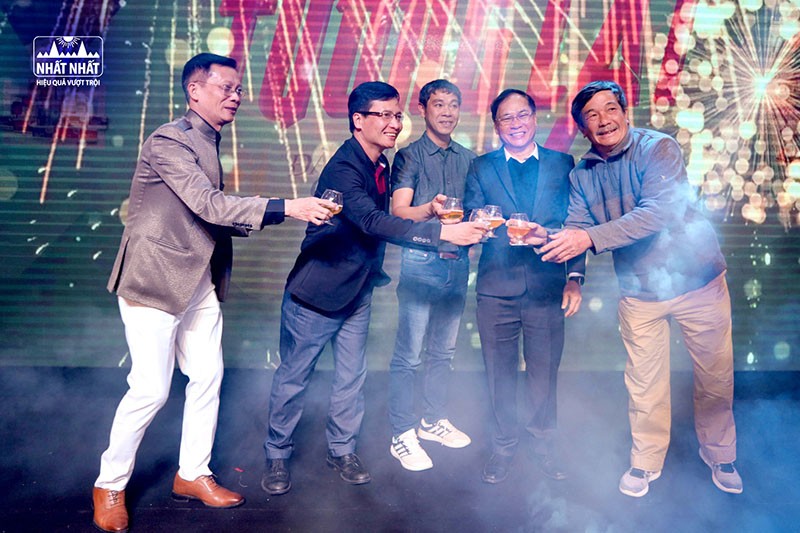 Tiệc Tất Niên Nhất Nhất 2021